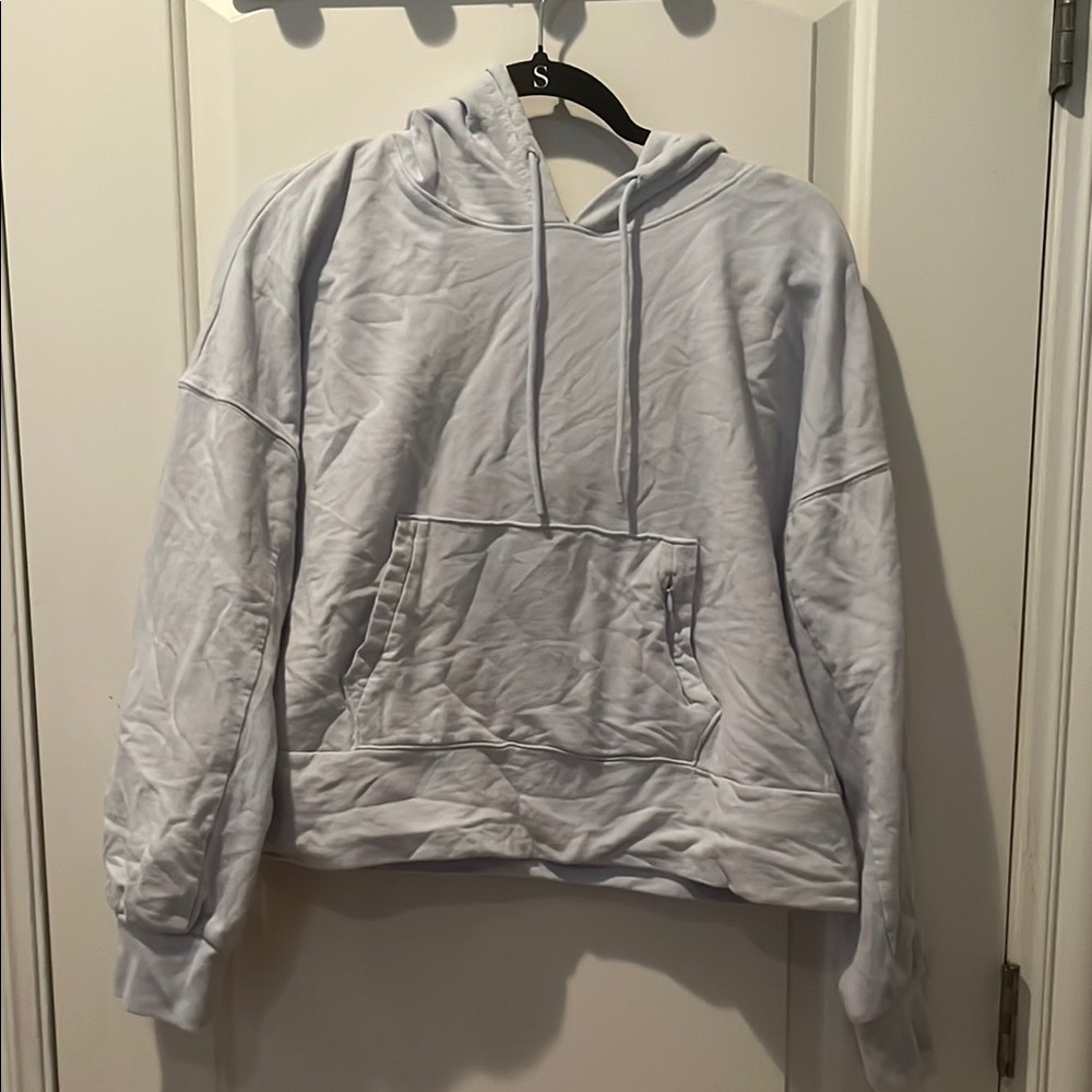 Cropped light blue hoodie